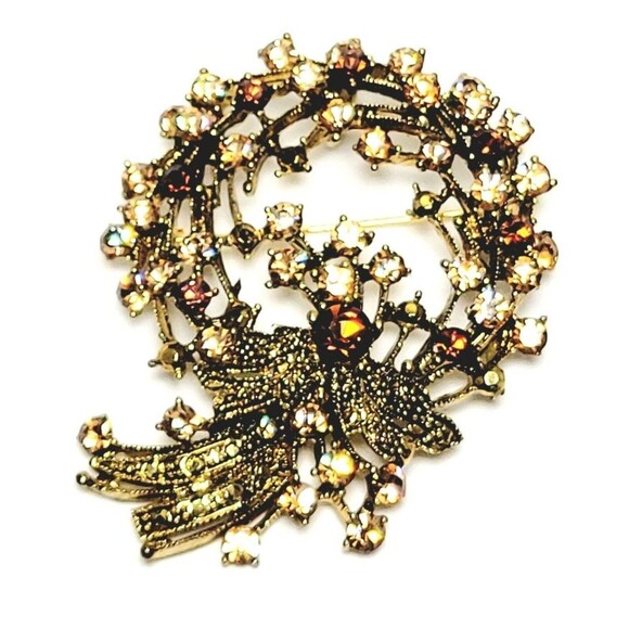 MCM Wreath Brooch Prong Set Multicolor Amber Crystals Gold Tone Pristine EUC! - Picture 5 of 5